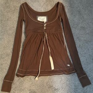 Abercrombie & Fitch Brown Long Sleeve Top